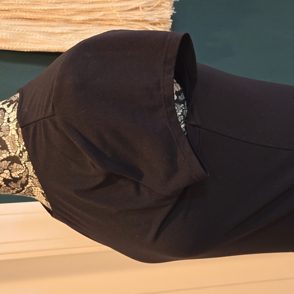 Express Black Short Sleeve Thong Bodysuit | Size M - Picture 5 of 7